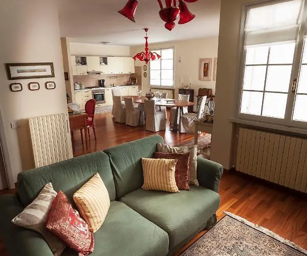 Tramonto Luxury With Private Swimming Pool דירה פסארו