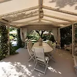 Tramonto Luxury With Private Swimming Pool דירה *